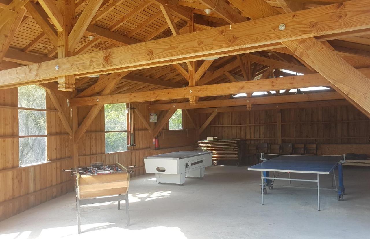 camping de la chagnée Saint-Aubin-le-Cloud Exterior foto