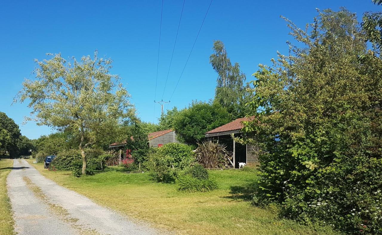 camping de la chagnée Saint-Aubin-le-Cloud Exterior foto