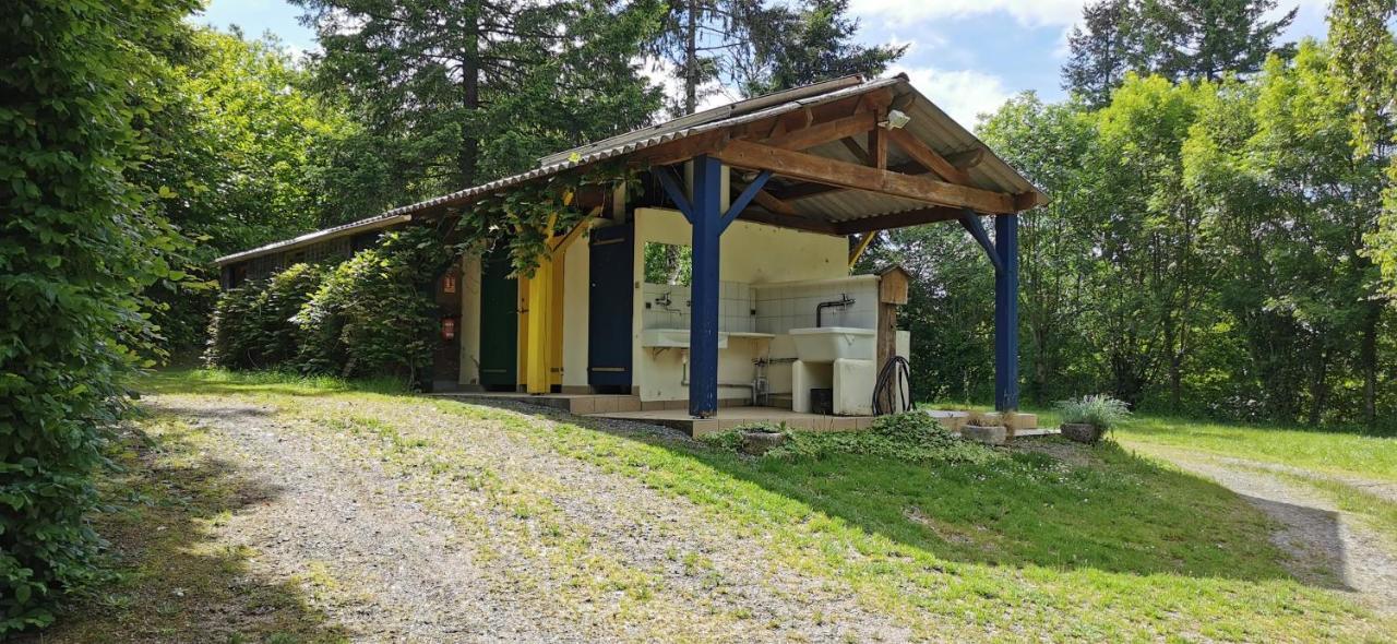 camping de la chagnée Saint-Aubin-le-Cloud Exterior foto